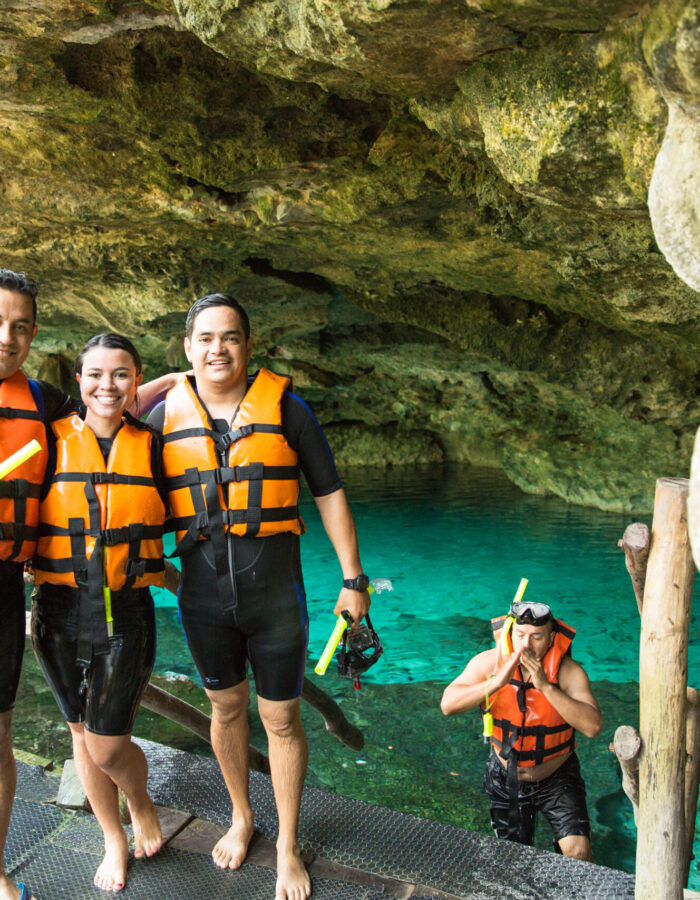 Private Tour to Tulum & Cenote Dos Ojos